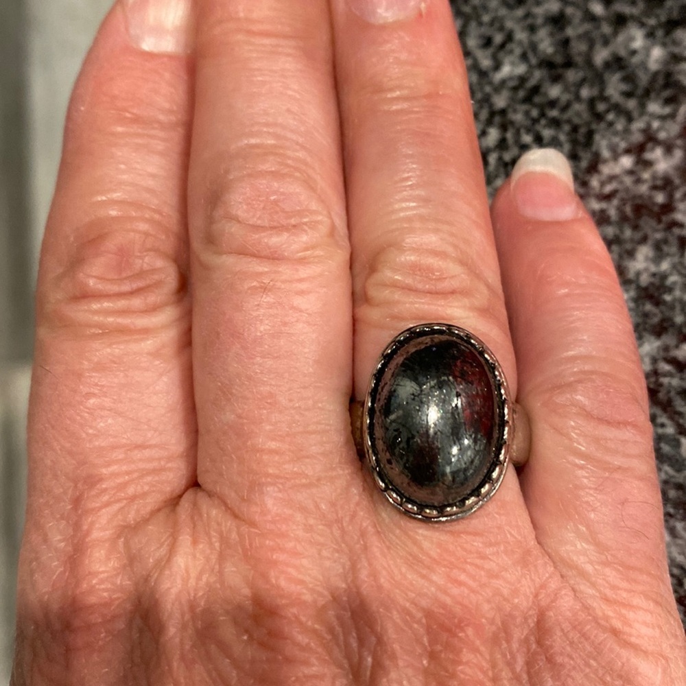 Women’s ring